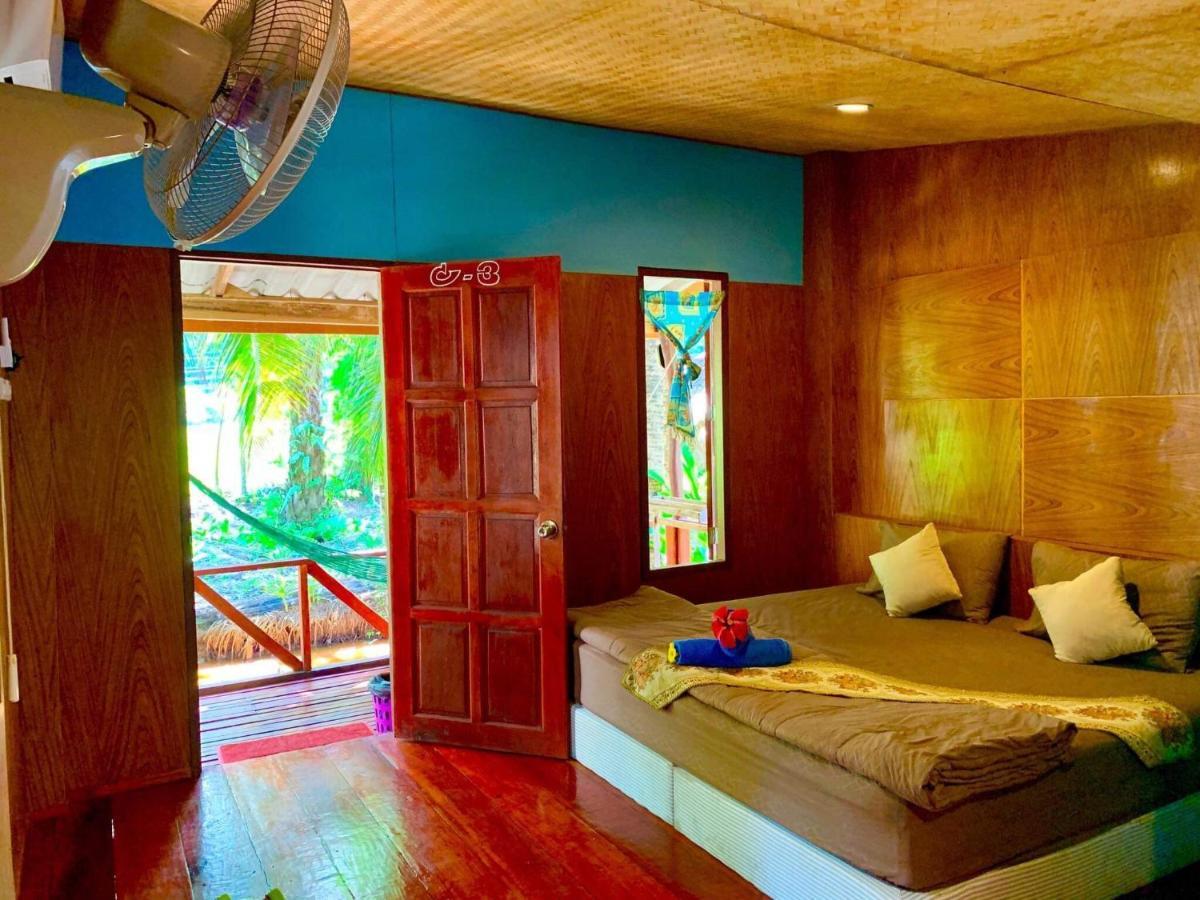 Apartmán Lantacoconutgardenbungalow Ko Lanta Exteriér fotografie